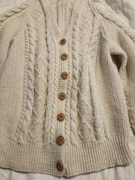 HANDMADE Cable Knit Button-Front Sweater Cardigan - Picture 3 of 11